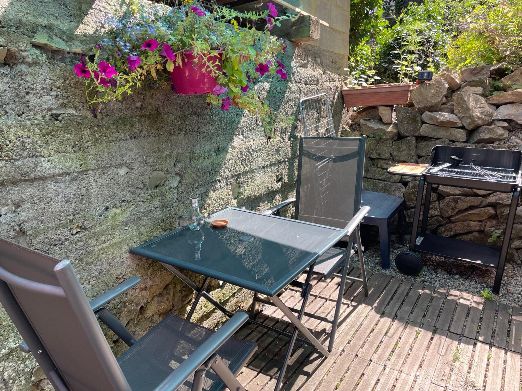 L'Arizona Dinant - Studio Montana - Barbecue, Free Parking, Dog Ok Buitenkant foto